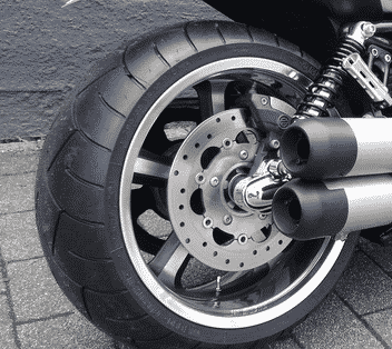 Harley Davidson V-Rod Muscle Felge Felgenverbreiterung by Georg Deget